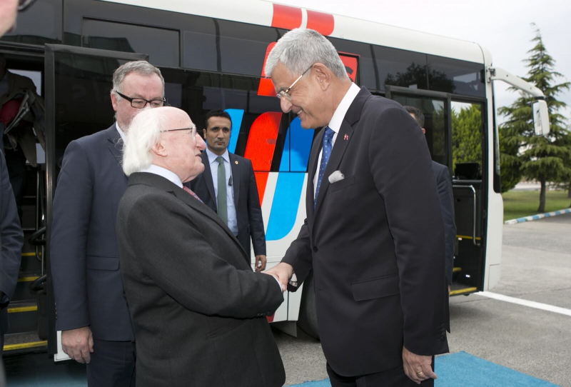 President Michael D Higgins with H.E Volkan Bozkir, Turkish Minister for EU Affairs at Ataturk International Airport, Istanbul