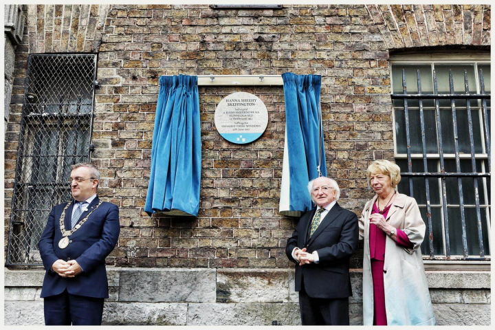 President unveils a plaque acknowledging Irish suffragettes
