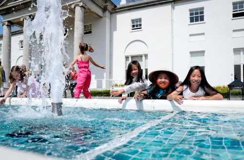 President hosts a Family Day Garden Party