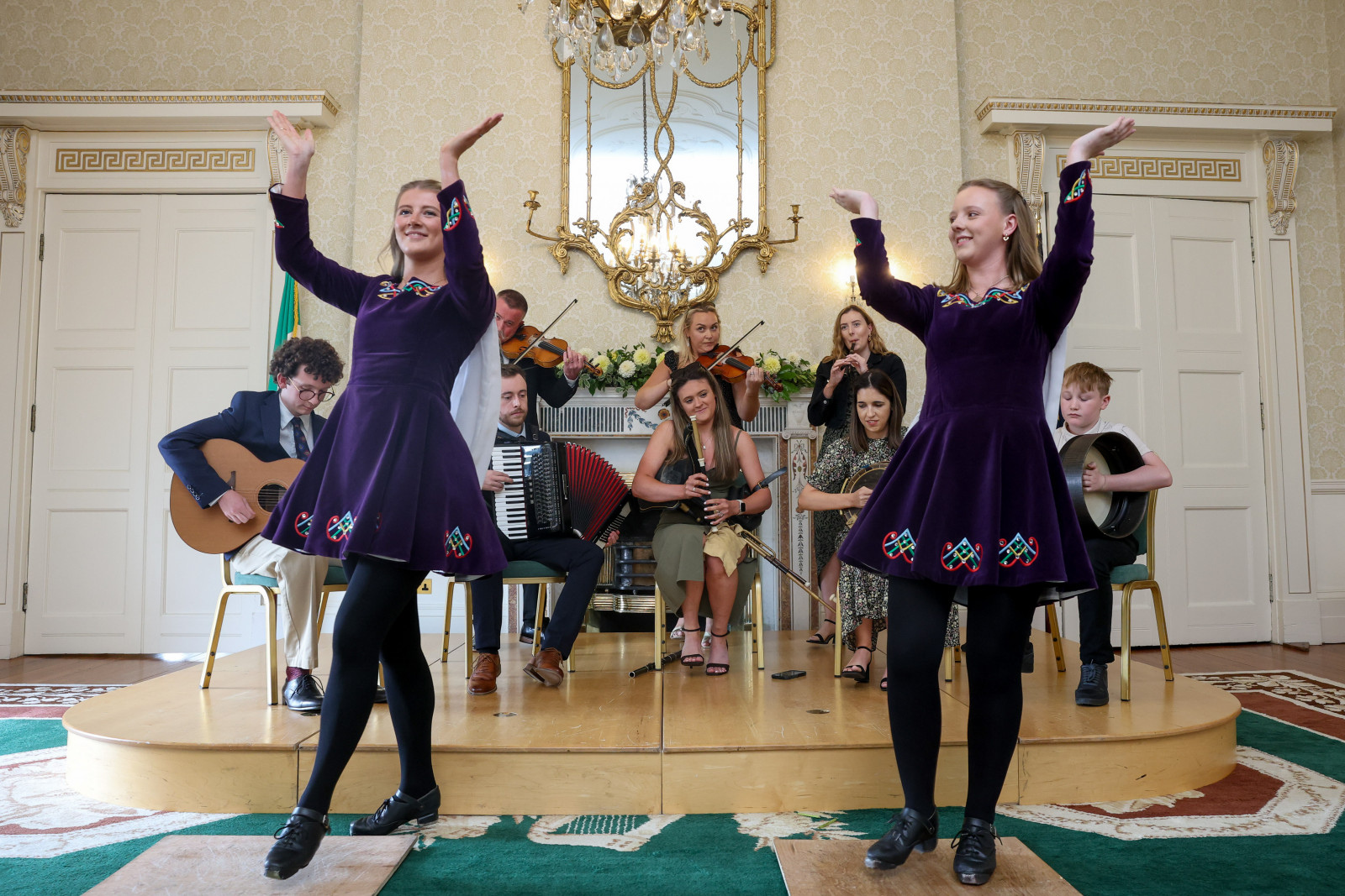 Fáilte do ionadaithe ó Chomhaltas Ceoltóirí Éireann