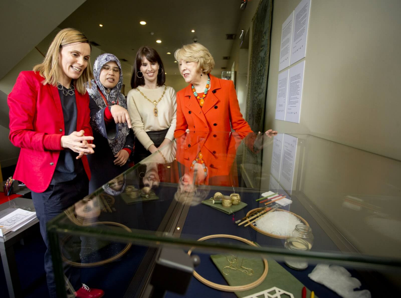 Helen Barry, artist, Punctuation, Nor Nasib, the Islamic Foundation of Ireland Amal Women’s Group, Councillor Rebecca Moynihan, Deputy Lord Mayor of Dublin and Sabina Higgins