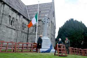 An tUachtarán i láthair ag Cuimhneachán Náisiúnta an Ghorta Mhóir