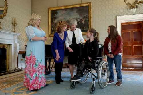 Óstálann an tUachtarán Connolly fáiltiú ag comóradh 40 bliain ó thubaiste Chornobyl