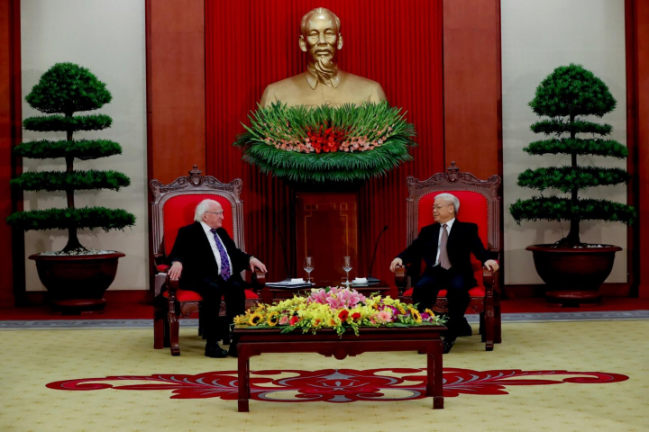 President attends a meeting with the Secretary General of the Communist Party of Vietnam