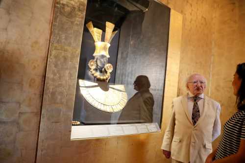 An tUachtarán ar cuairt chuig Museo Larco