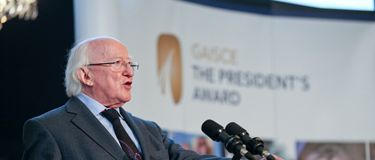 President presents Gold Gaisce Awards
